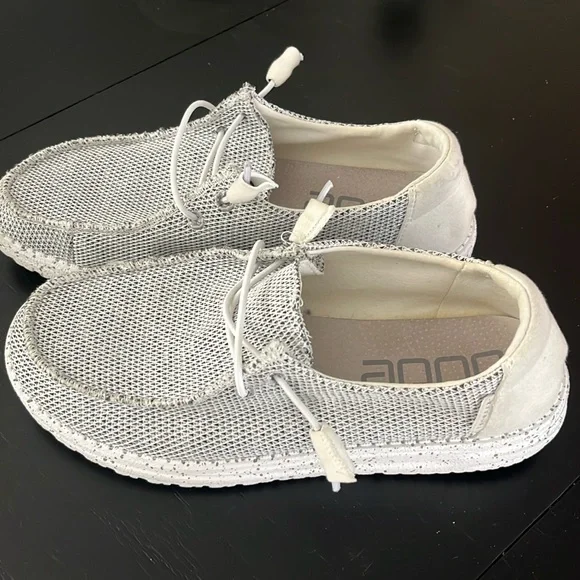 Hey Dude Wendy Sox stone white Sz 8 Euc Never worn outside. - Picture 1 of 3